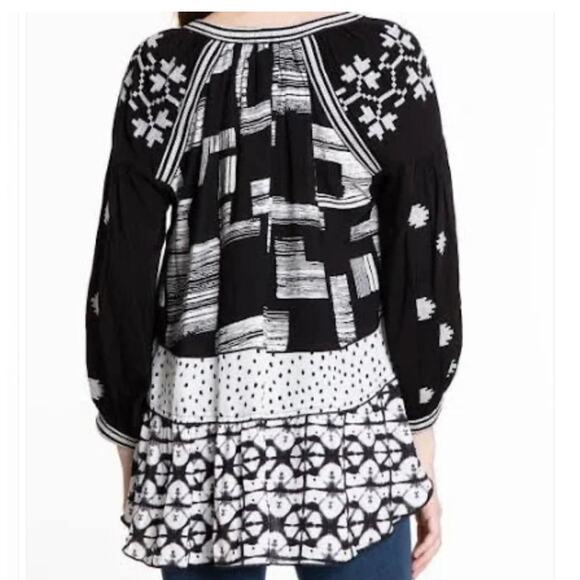 John Mark Tasseled Peasant Top Womens Size 1X Black White Cross Stitch Boho - Picture 5 of 11
